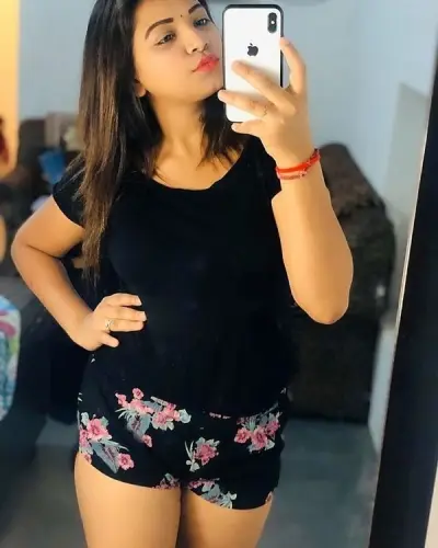 Sayla Escorts